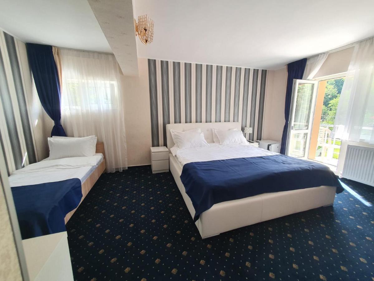 סינאיה Hotel Green Palace מראה חיצוני תמונה