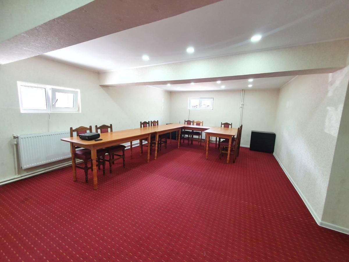 סינאיה Hotel Green Palace מראה חיצוני תמונה